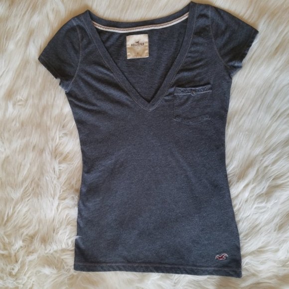 Hollister- Gray V Neck Short Sleeve Tee (Small) - Picture 2 of 8